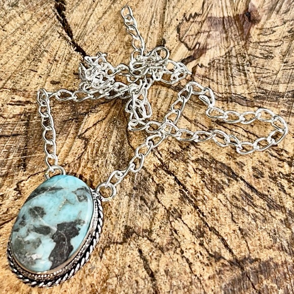 🚨SALE!🚨 DR Caribbean Larimar Necklace - Picture 2 of 9
